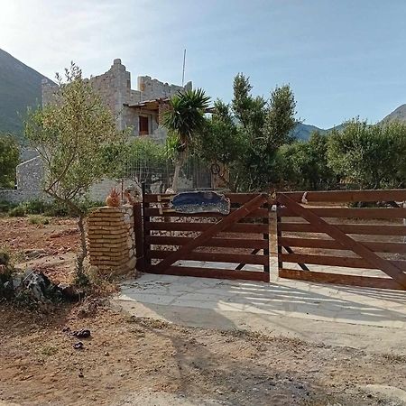 Villa Bilimots Erimos Exterior photo